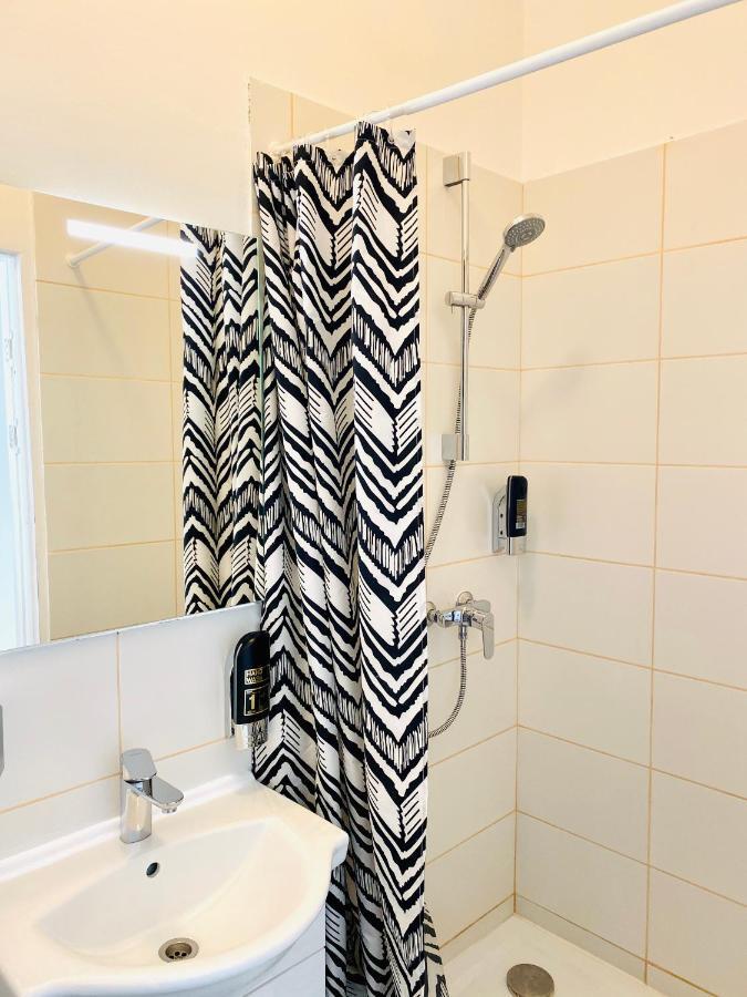 City Residence Rooms & Apartments Wina Bagian luar foto