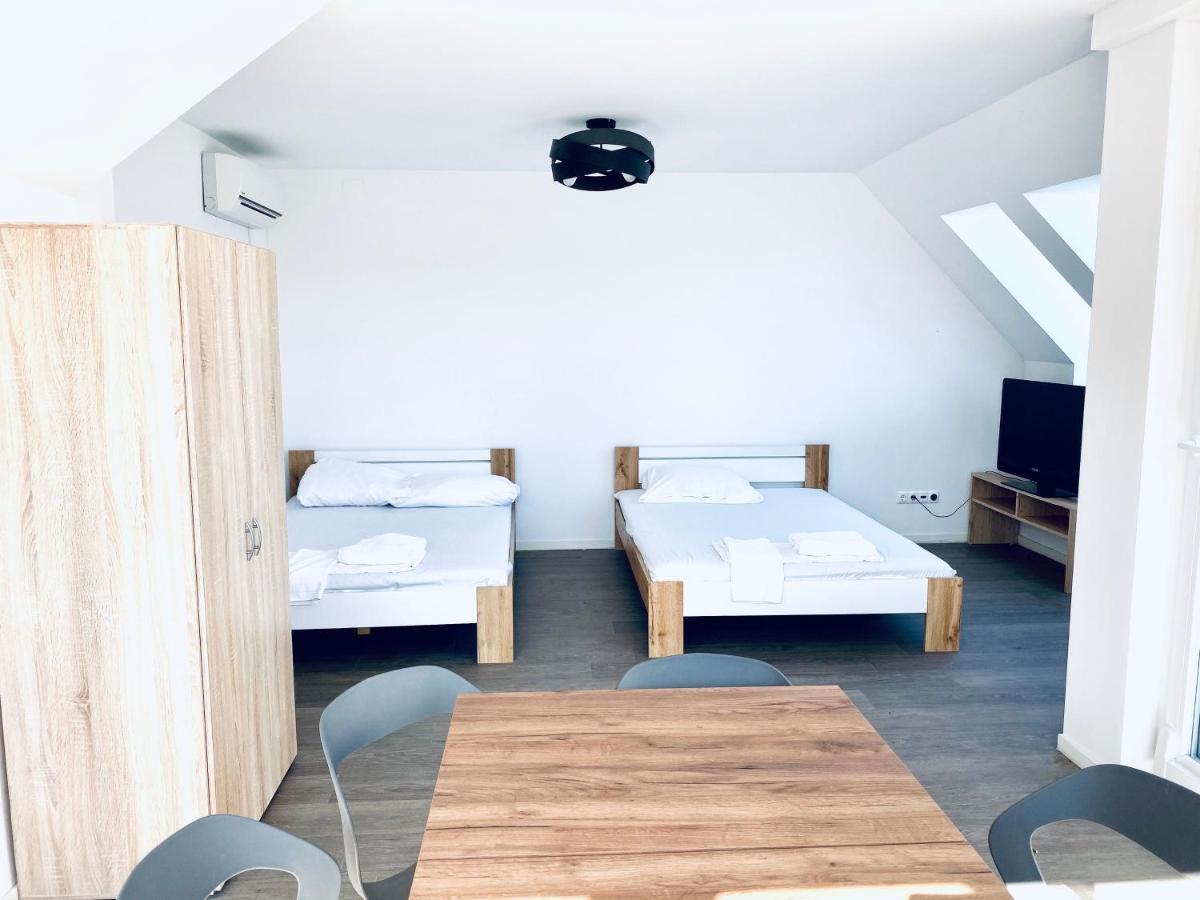 City Residence Rooms & Apartments Wina Bagian luar foto